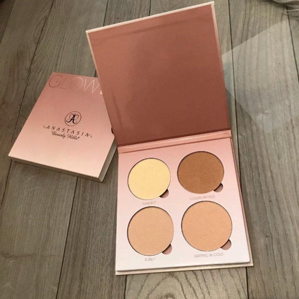 Anastasia that glow glow kit
